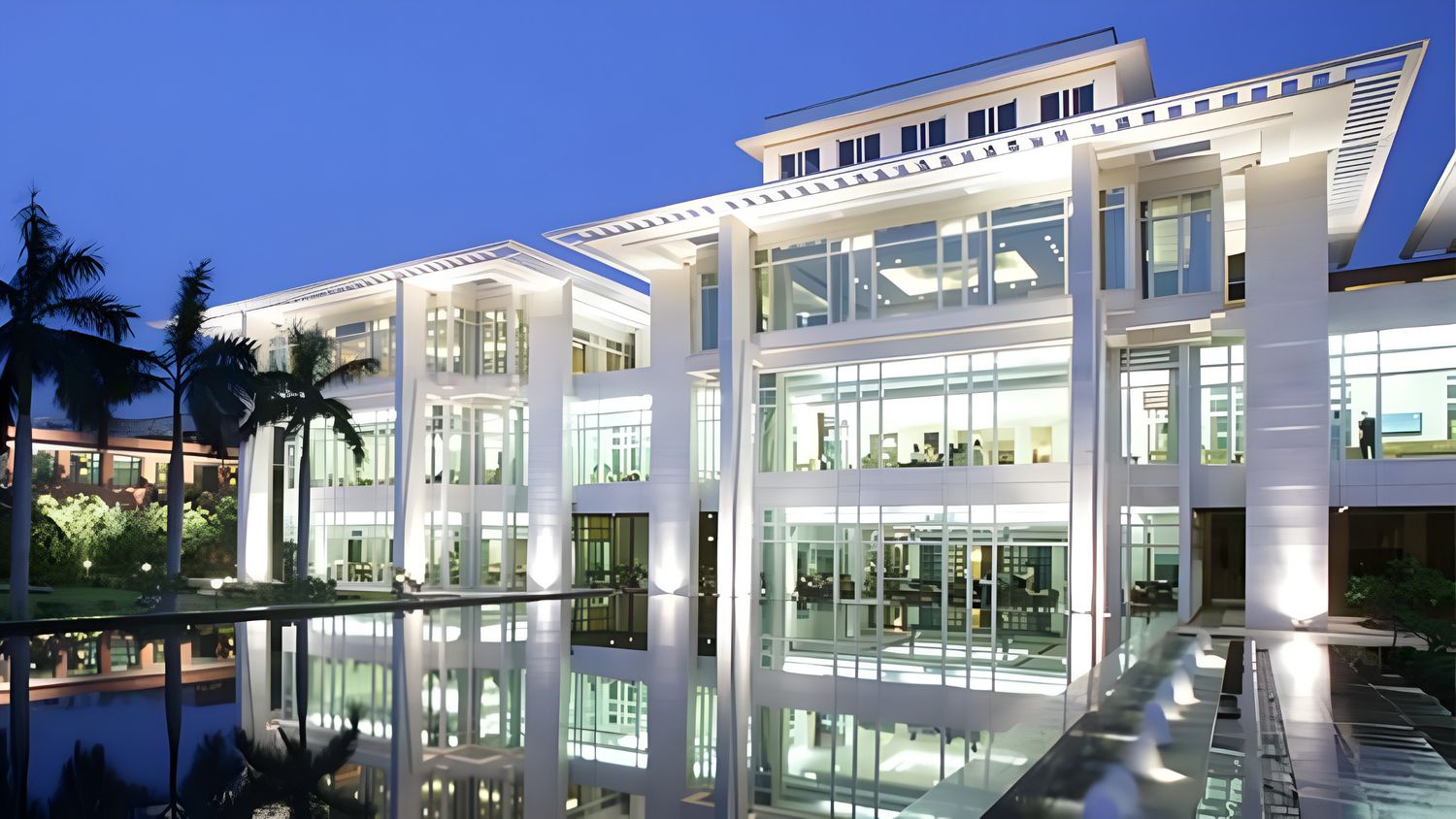 Jaypee Palace Hotel & Convention Centre in Agra
